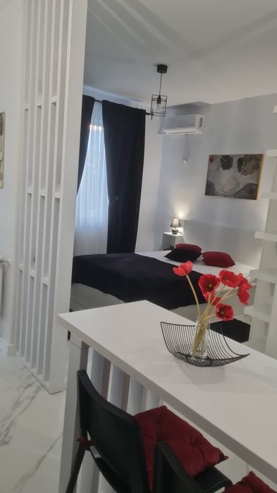 Garsoniera la prima inchiriere