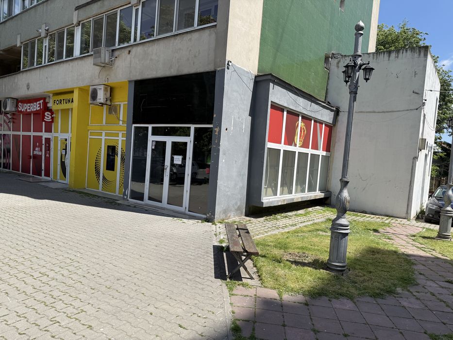 Spatiu comercial zona piata centrala