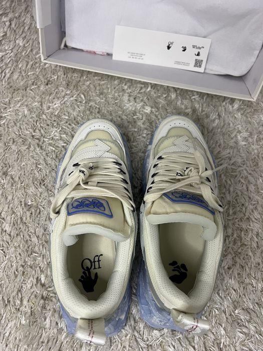 Off White Odsy,noi,full box,10/10!