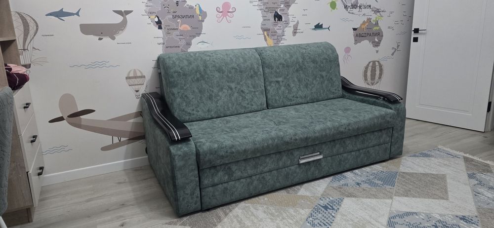 Продам диван в хорошем состоянии