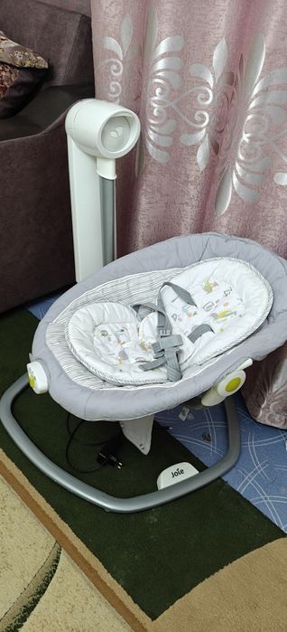 Электрический детский шезлонг