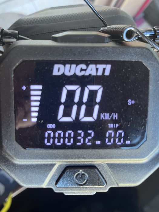 Trotineta Electrica Ducati Cross-E Sport