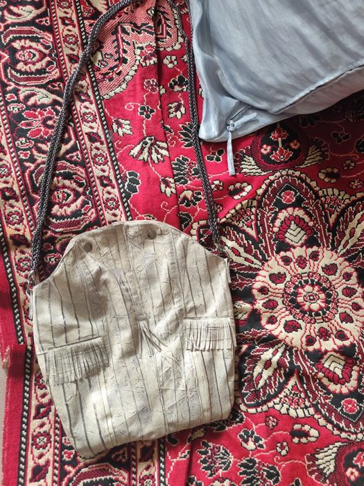 Продам сумочка чистая кожа