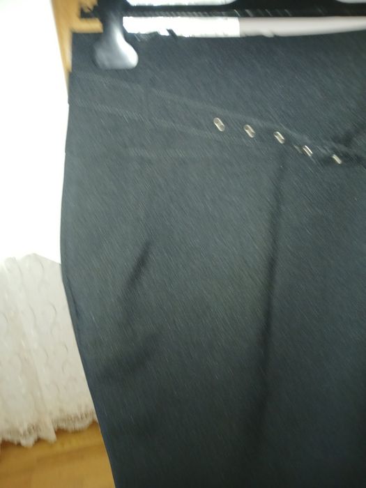 Fustă de damă culoarea neagră