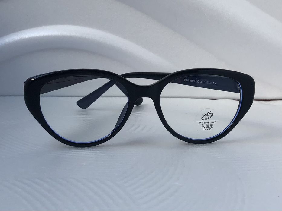 Прозрачни дамски очила за компютър