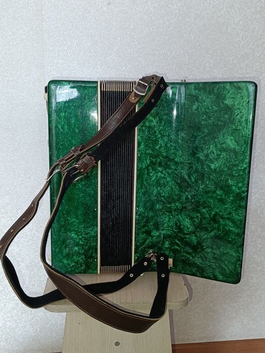 Продам музыкальные инструменты