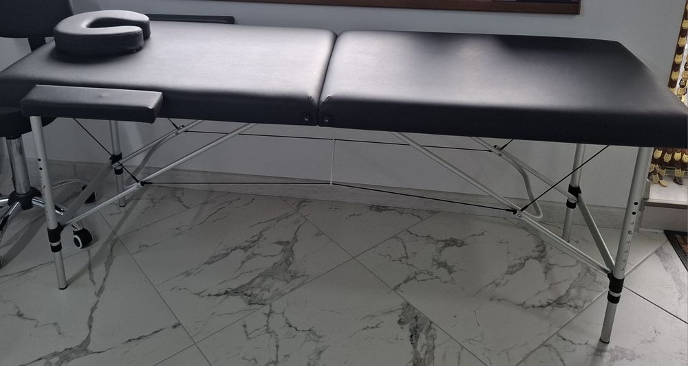 Масажна кушетка нова