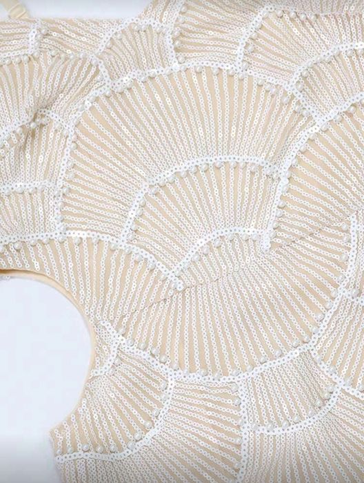 Официална  рокля