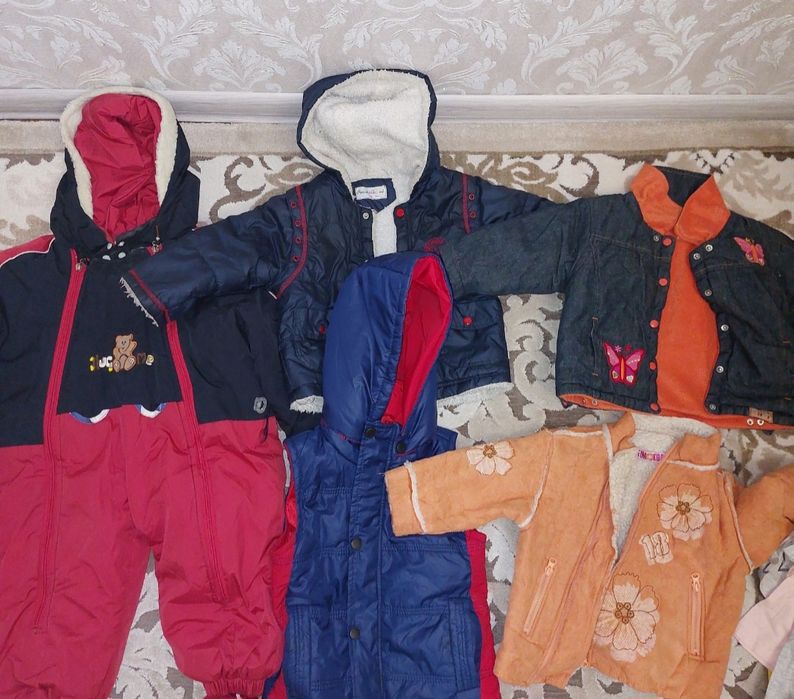 Продам детские вещи