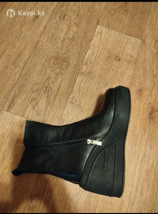 Полусапожки женские