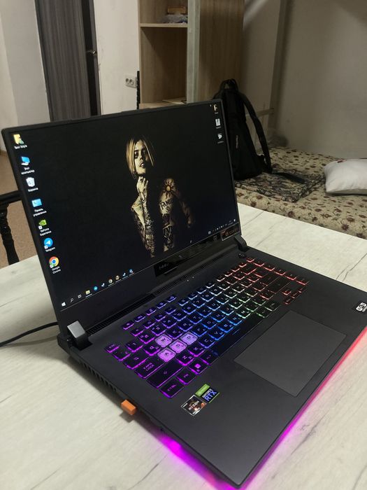 Rog Strix G153 Ryzen 7