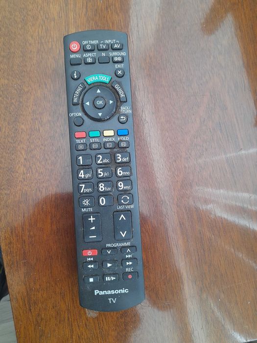 Телевизор Panasonic Viera 37"