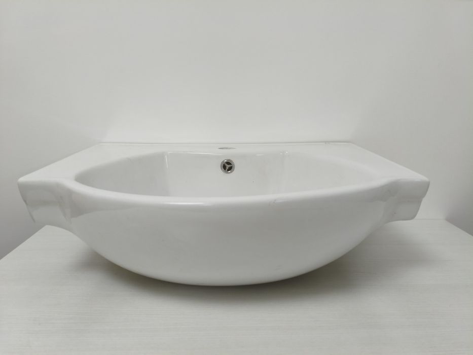 Раковина для с/у, новая.