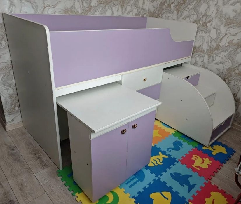 Продам кроватку детскцю 30000т