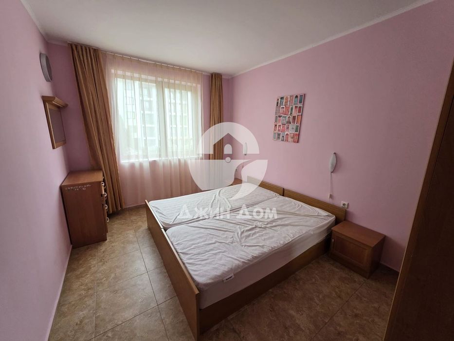 Тристаен апартамент в к-с „Аполон 3“, с. Равда