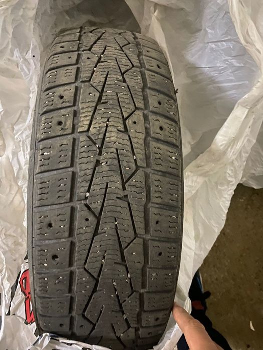 Продам, резина зимняя, б/у