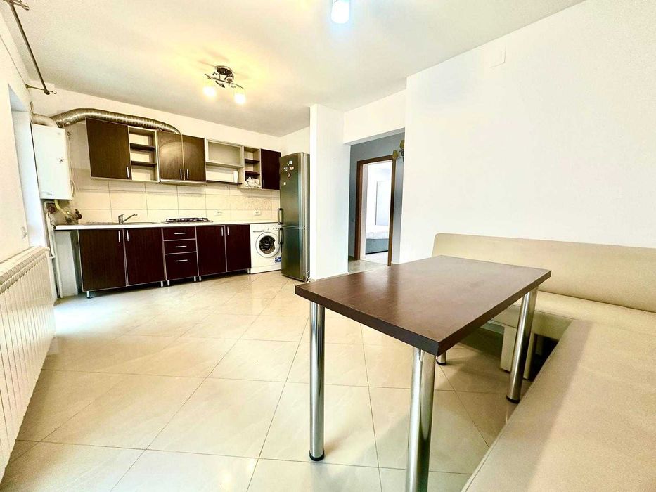 Apartament de închiriat 3 camere