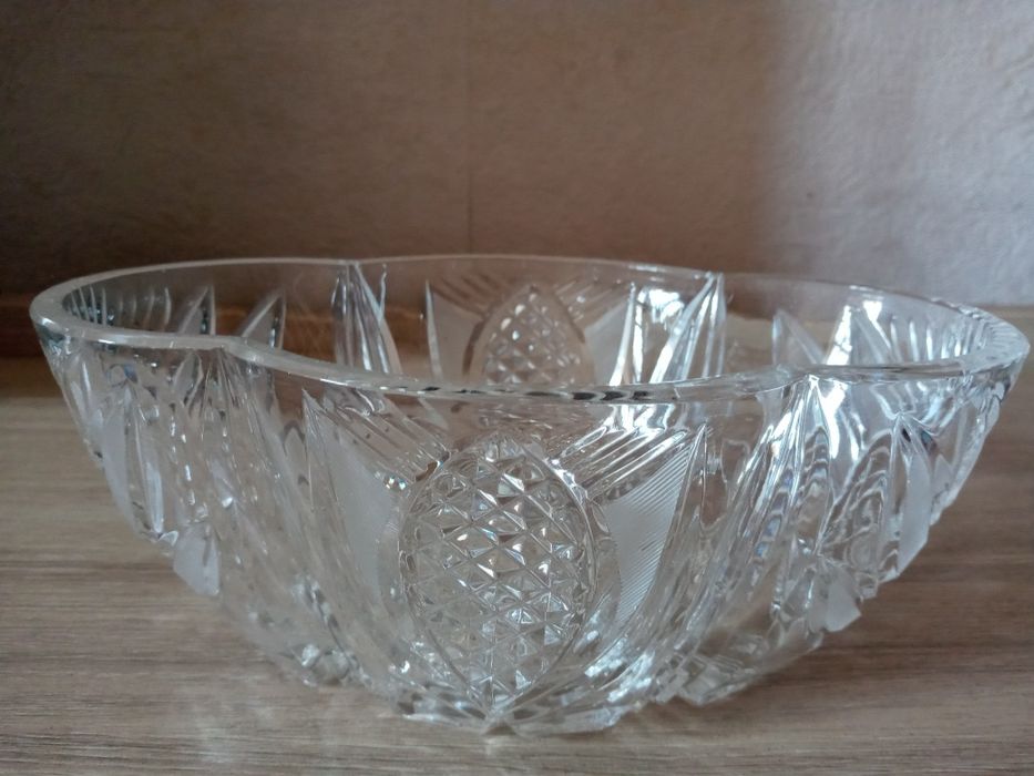 Ваза хрустальная