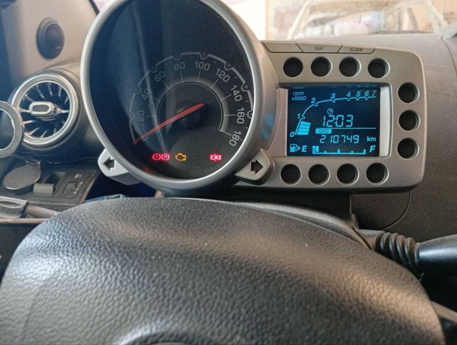 spark sotiladi 2014 yil benzinda