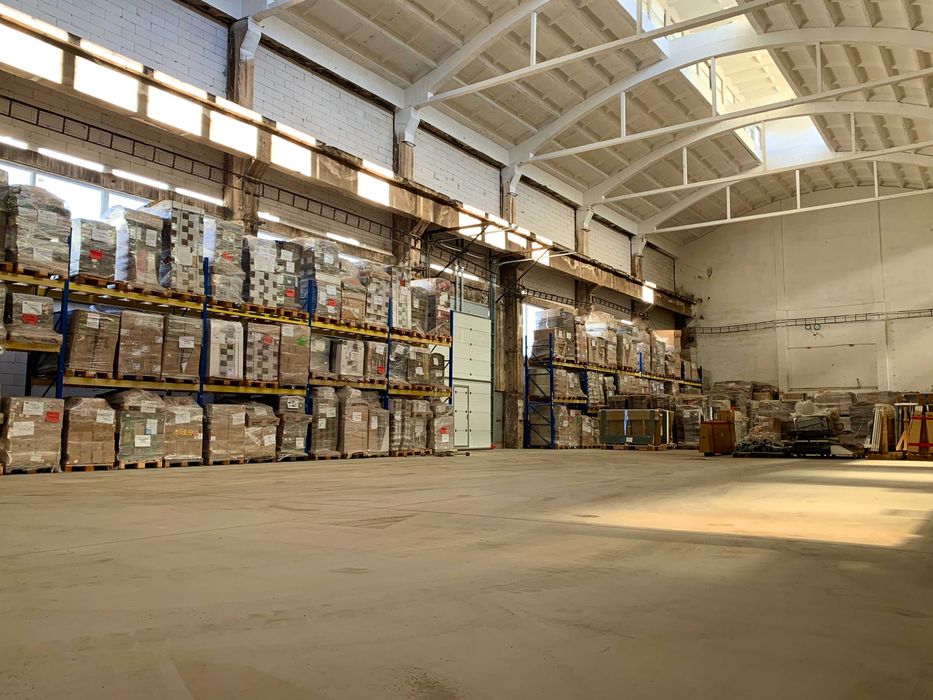 Spațiu de depozirare, spațiu industrial