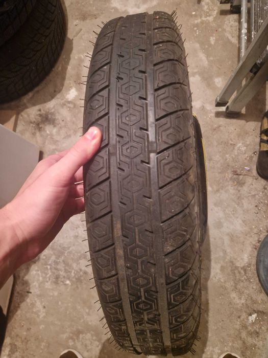 Резервна гума - патерица