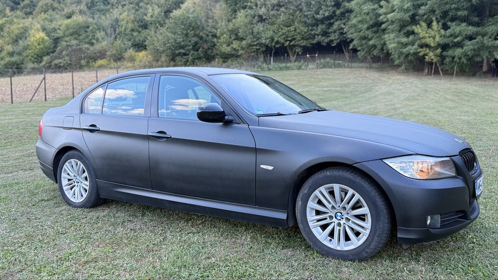 BMW Seria 3 (E90 LCI) 318d – 2010 –  vopsit Raptor