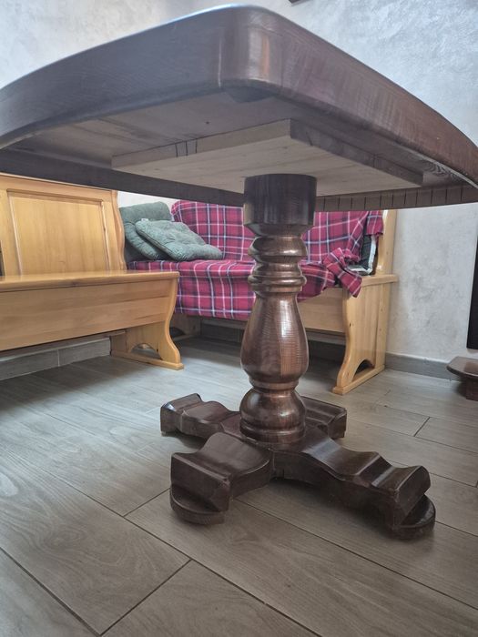 Vând masă de sufragerie/bucătărie în stil rustic-clasic