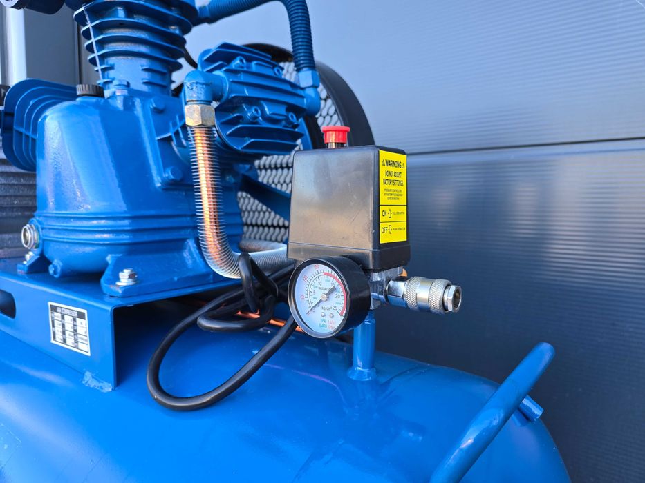 Компресор за въздух - 200 литра 3.0 kW, 4 hp 12 bar.480л/м