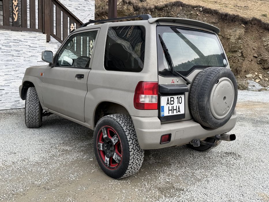 Mitsubisi Pajero Pinin 4x4