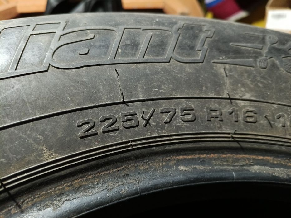 Резина всесезонная