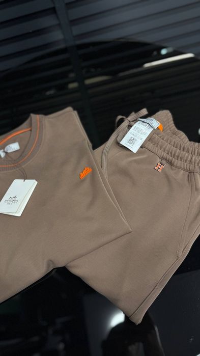 Мъжки екипи различни модели