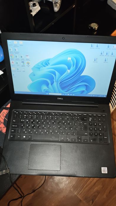 Dell Inspiron 3593 Intel I3 10то поколение 8 RAM ,256GB SSD , Windows