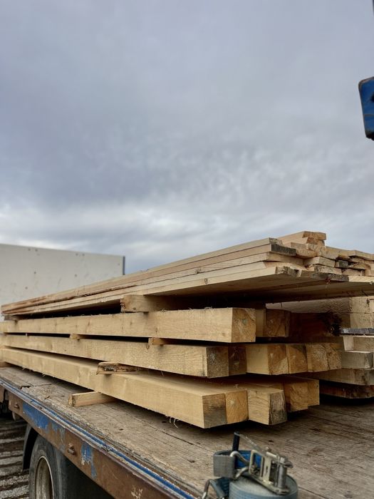 Дърва за огрев и дървен материал