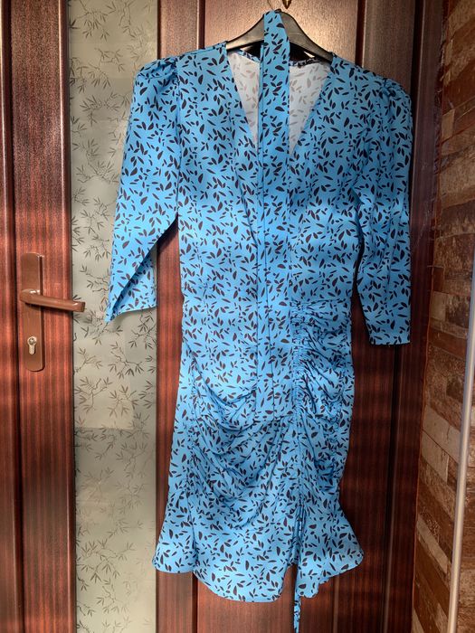 Дрехи - Червена рокля С размер / Синя рокля с десени С размер