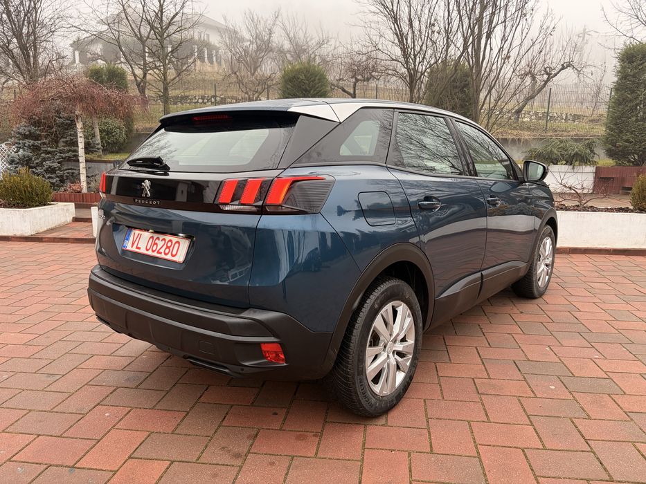 Peugeot 3008/1.5 BLUE HDI/130cp/Automat/2023