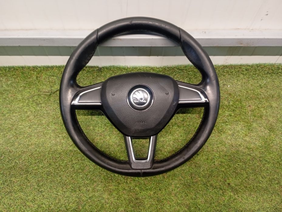 Volan complet Skoda Octavia 3