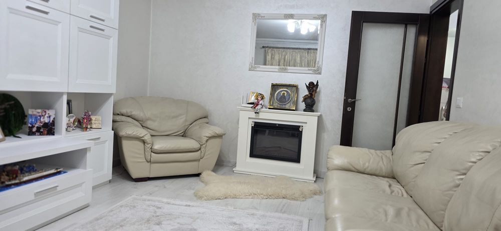 Vand apartament 3 camere Obcini