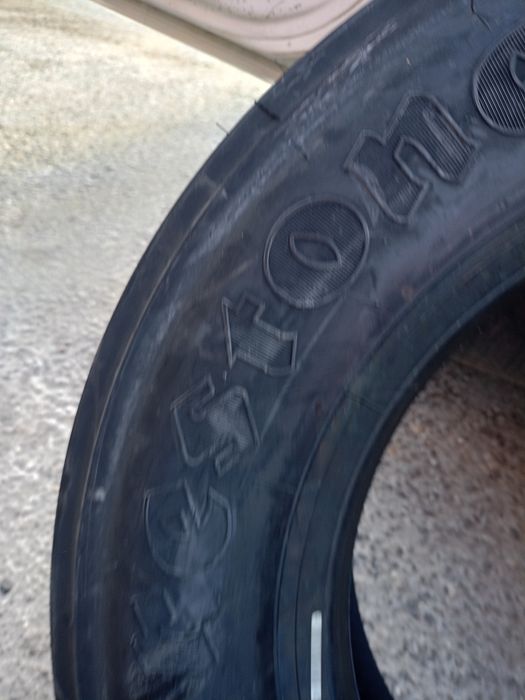 Гуми за камиони автобуси