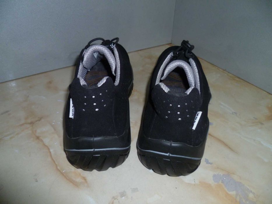 UVEX работни обувки