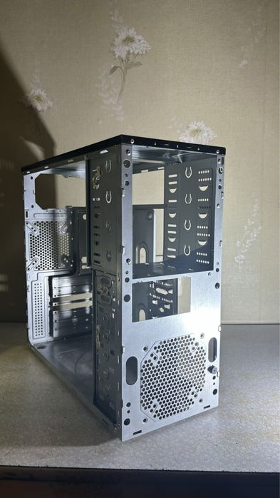 Продам корпус от компьютера