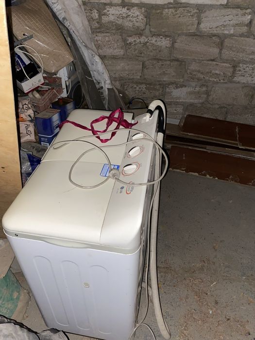 Кір машина сатылады бағасың 40000тенге