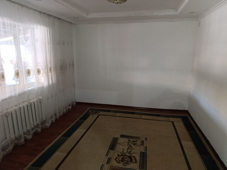 Продам дом с квартирами