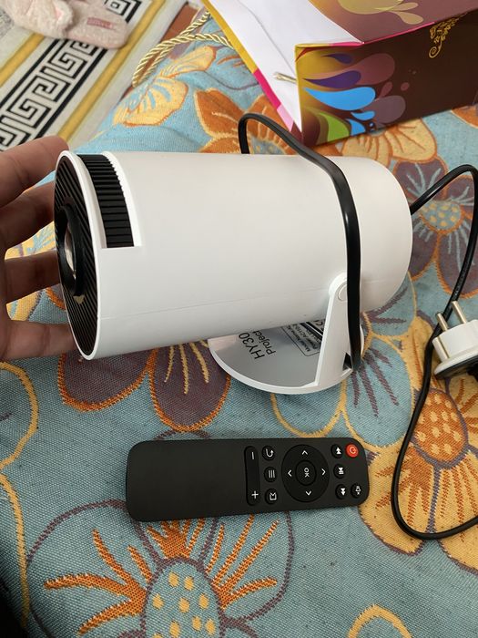 Продаю проектор