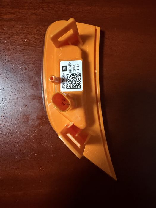 Chevrolet Tahoe  отражатель американка