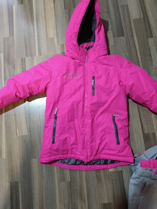 Ски екипировка за момиче