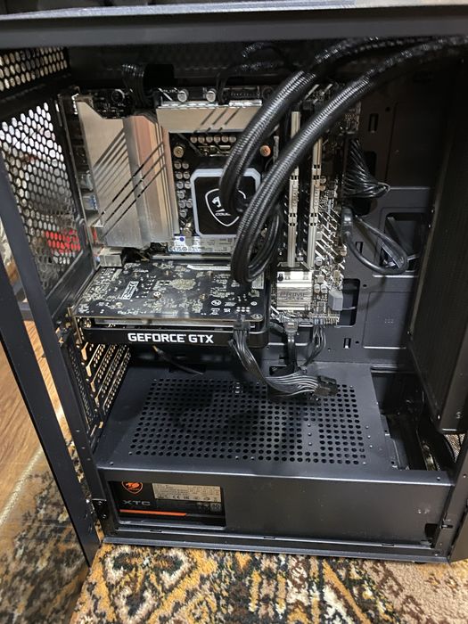 Срочно продаю компьютер кейс