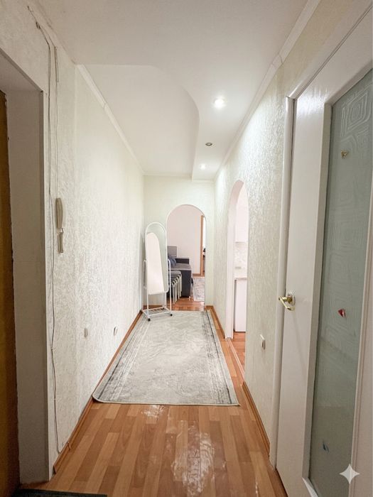 4-х комнатная квартира,мкр Строитель!