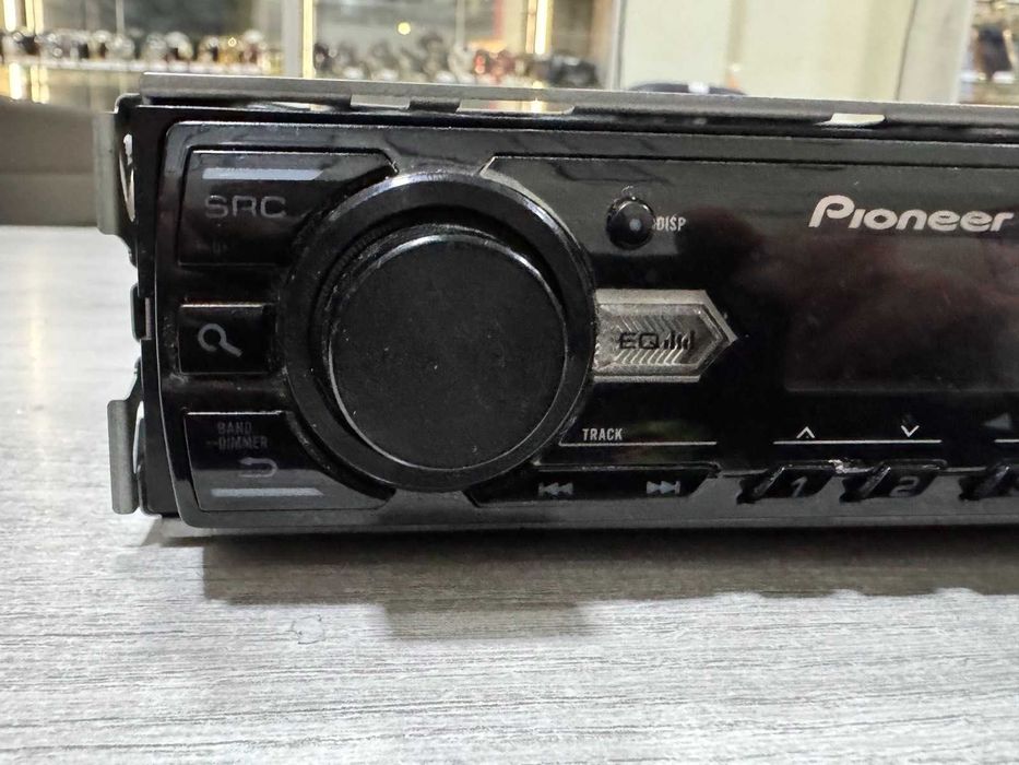 Авто CD/USB Плеър Pioneer MVH-08UBG