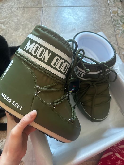 MOON BOOT оригинпл хаки