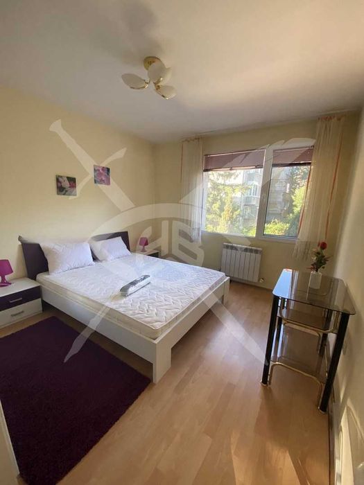 Дава се под наем Двустаен апартамент в София, Център - 60 кв.м за 698.19 € - Снимка #1